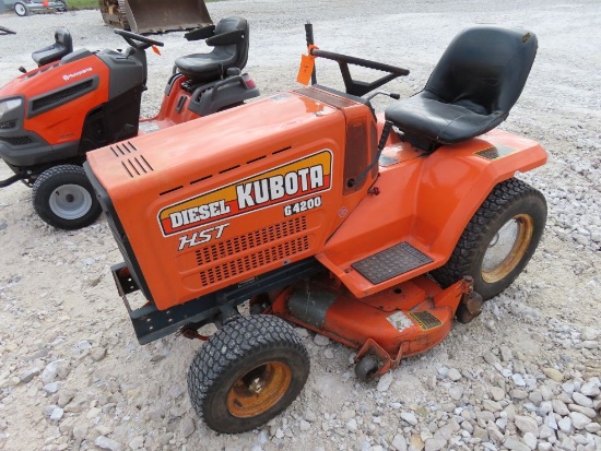 Kubota G4200 Riding  Mower