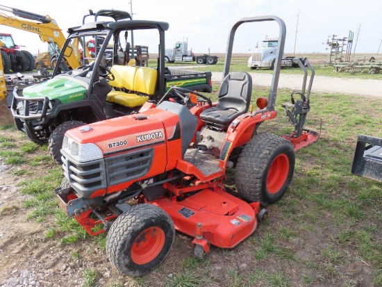 Kubota B7300 Utility Tractor