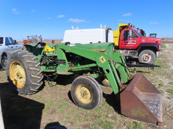 John Deere 2630 Loader Tractor