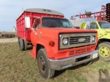 1976 Chevy C60 Grain Truck