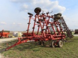 Case IH 4300 Field Cultivator