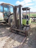 Clark GPS25 Forklift - NON RUNNING