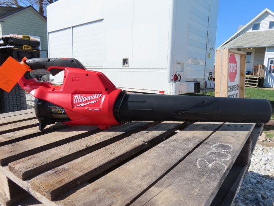 Milwaukee Fuel M18 Blower