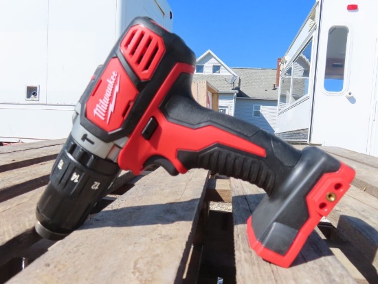 Milwaukee M18 1/2" Hammer Drill