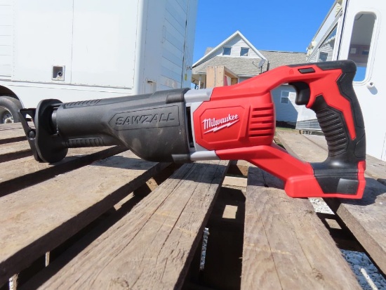 Milwaukee M18 Sawzall Recip Saw