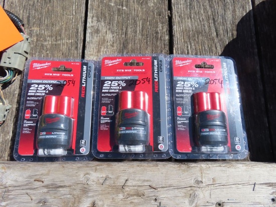 (3) Milwaukee M12 Red Lithium CP2.5 Batteries