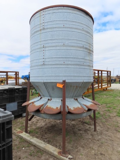 Cattle Self Feeder