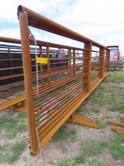 (4) 20' Stand Alone Corral Panels