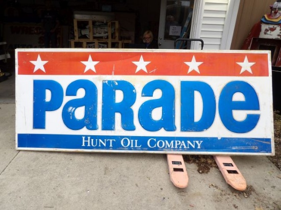 Parade Hunt Oill Company Sign