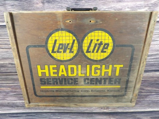 Lev-L Lite Headlight Service Center Display
