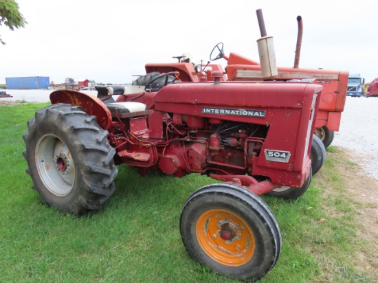 International 504 Tractor