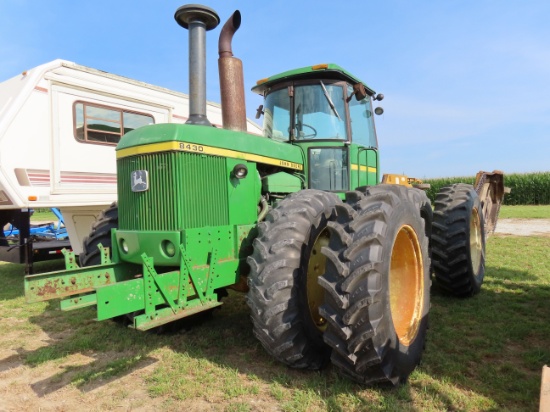1975 John Deere 8430