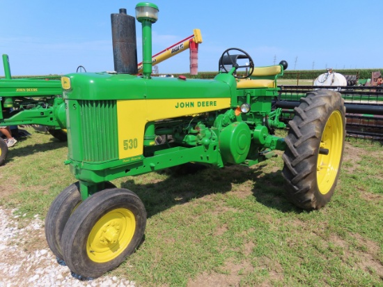 John Deere 530 Tractor