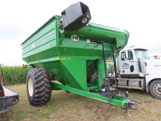 J & M 875 Auger Wagon