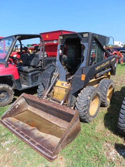 2002 New Holland LX465 Skid Steer
