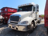 2006 Columbia Freightliner 112 Semi Truck