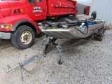 1987 16' Bass Tracker Pro Fishing Boat