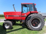 International 5288 Tractor