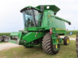 1998 John Deere 9510 Combine