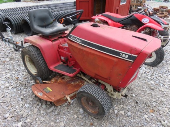 International Cub Cadet 782 Lawn Mower