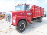 1976 Ford F700 Grain Truck