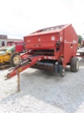 Agco 4865 New Idea Round Baler