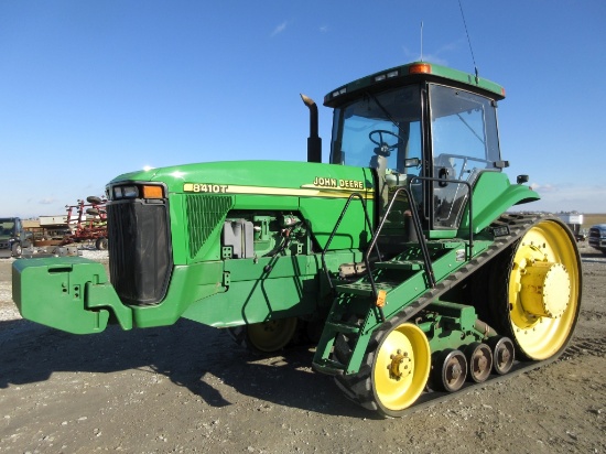 2001 John Deere 8410T