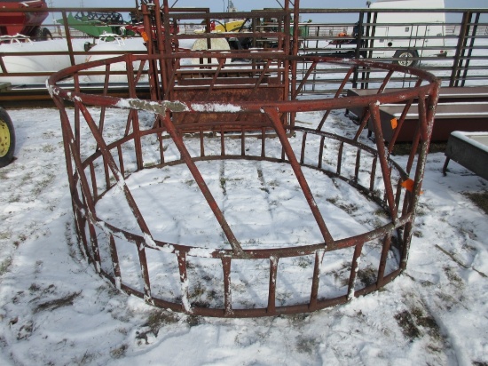 Round Bale Hay Ring