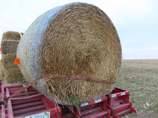 (15) Net Wrapped Round Straw Bales
