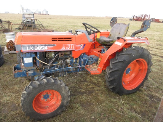 Kioti LK3054 Tractor