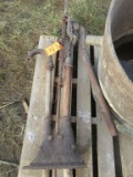 Windmill Water Pump & Cast Iron Kettle