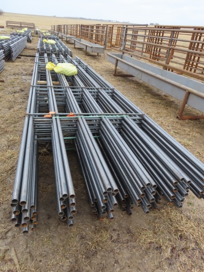Lot of (10) 20' Continuous Fence Sections