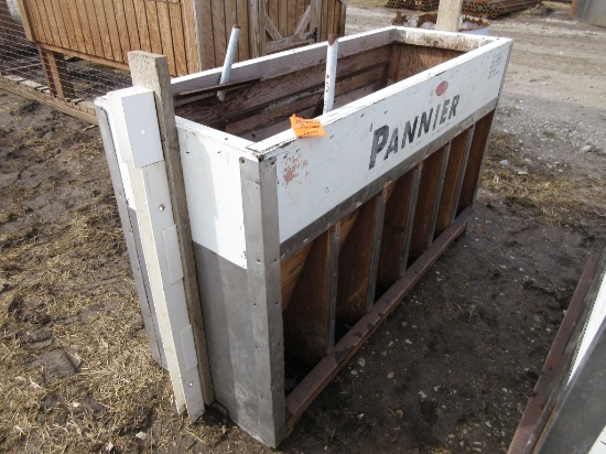Pannier Hog Feeder