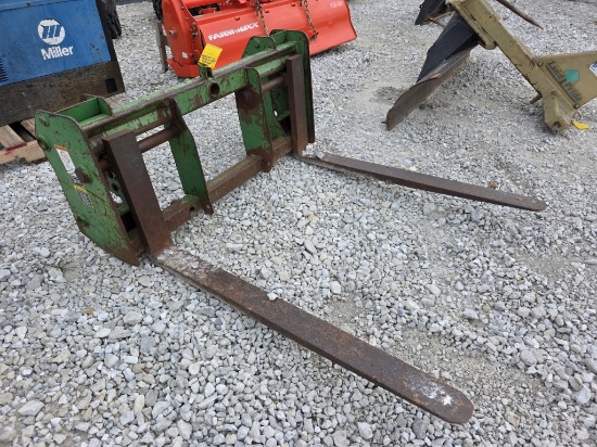 Pallet Forks For John Deere Loader