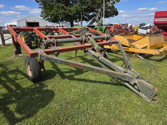 Brillion 10-Shank Chisel Plow