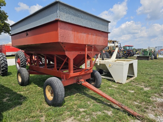 Bradford 335 Gravity Wagon