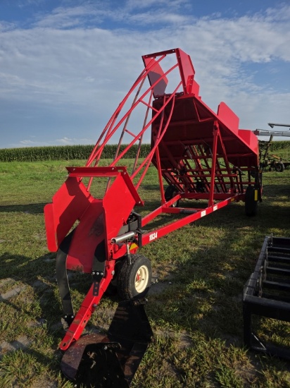 2016 Kuhns 1034 Bale Accumulator