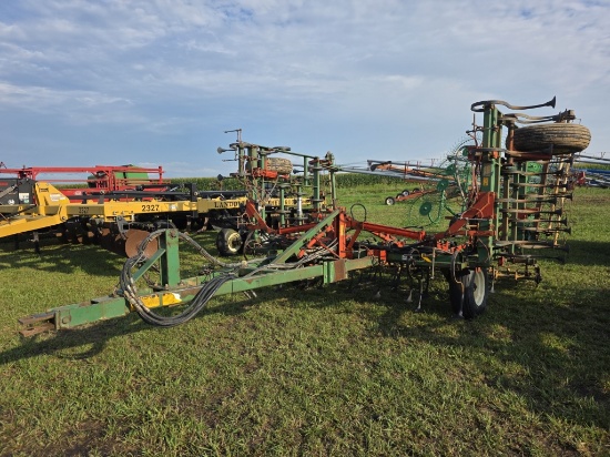 Glencoe 21-Foot Field Cultivator