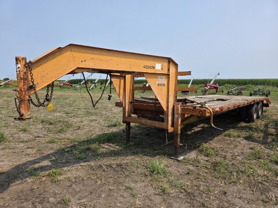 1996 PJ Gooseneck Trailer