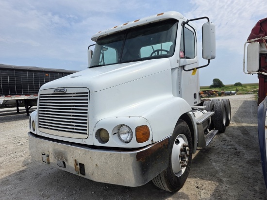 2003 Freightliner Semi