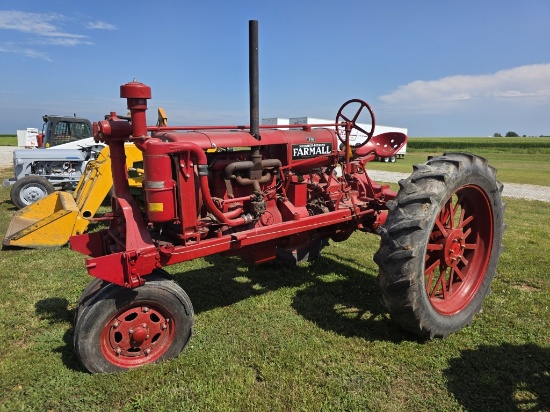 Farmall F-20 Tractor