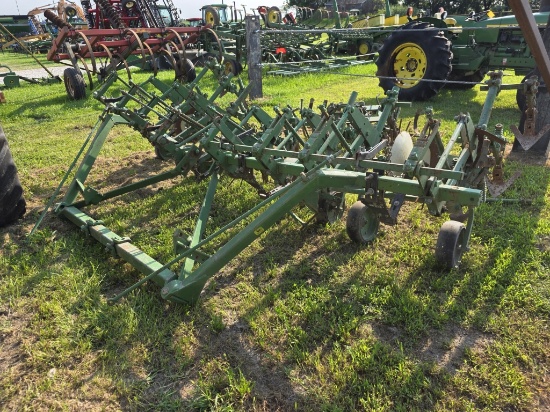 AT-44 Row Front-Mount Cultivator
