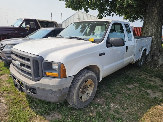 2005 Ford F-250 Super Duty Service Truck