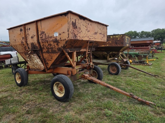Bradford 225 Gravity Wagon