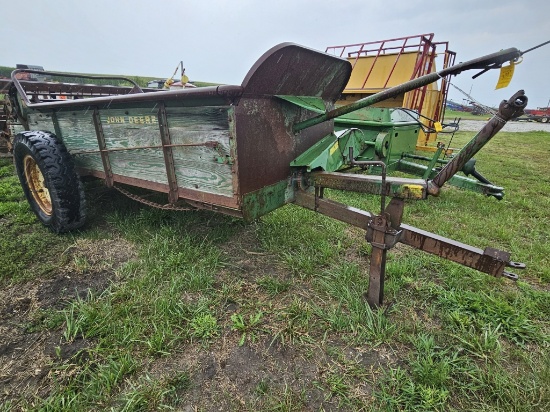 John Deere N Manure Spreader