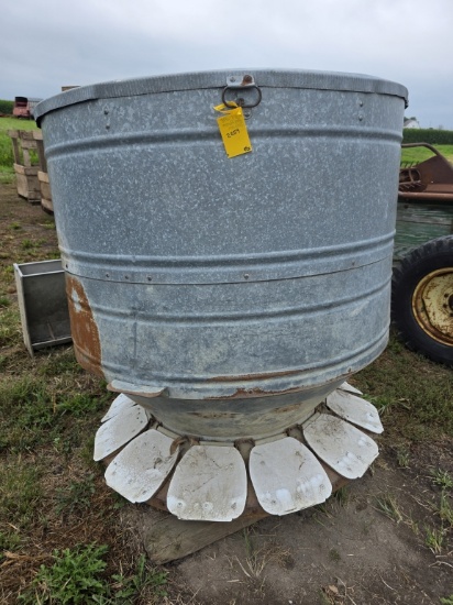 Hog Feeder