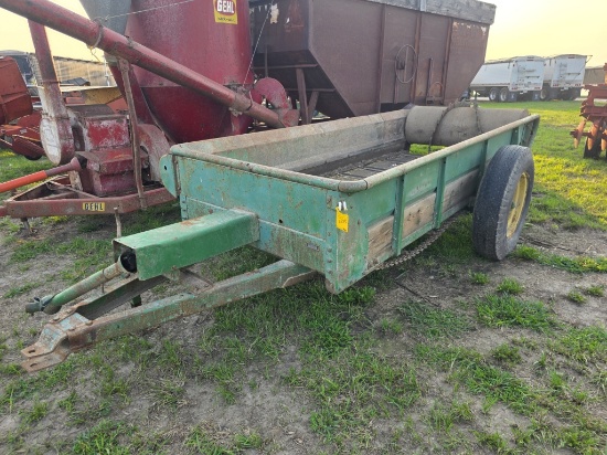 John Deere Manure Spreader