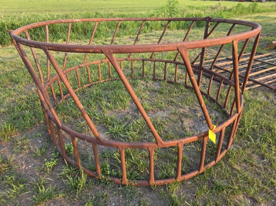 Round Bale Hay Ring