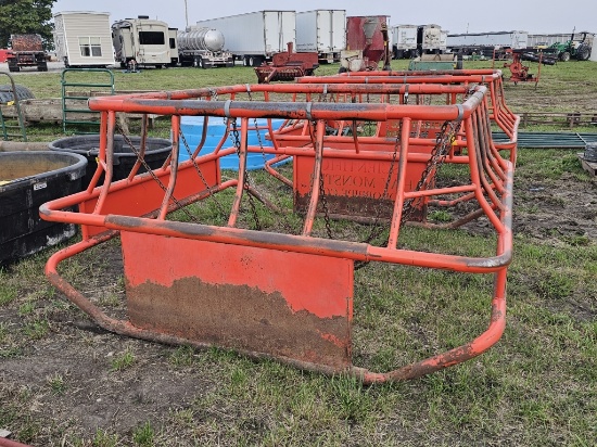 GoBob Hay Feeder