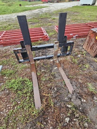 Set Of Loader Tractor Pallet Forks